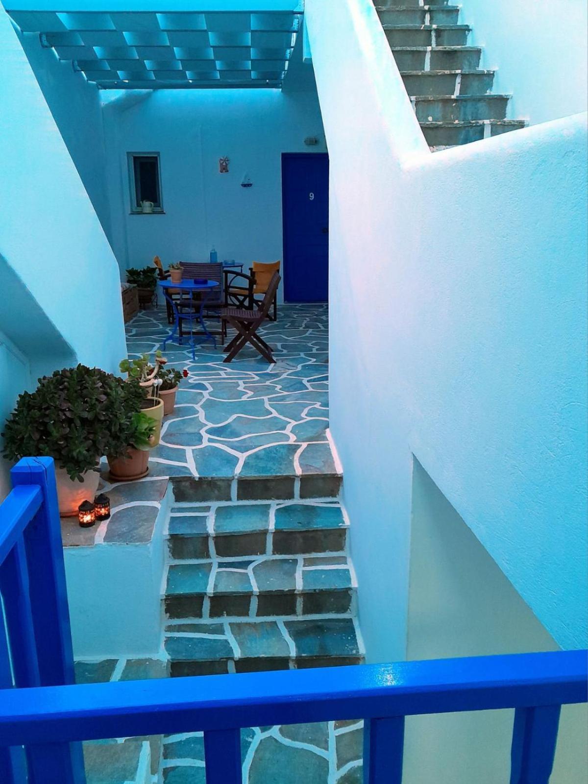 Martinos Studios, Merihas Port Китнос Экстерьер фото